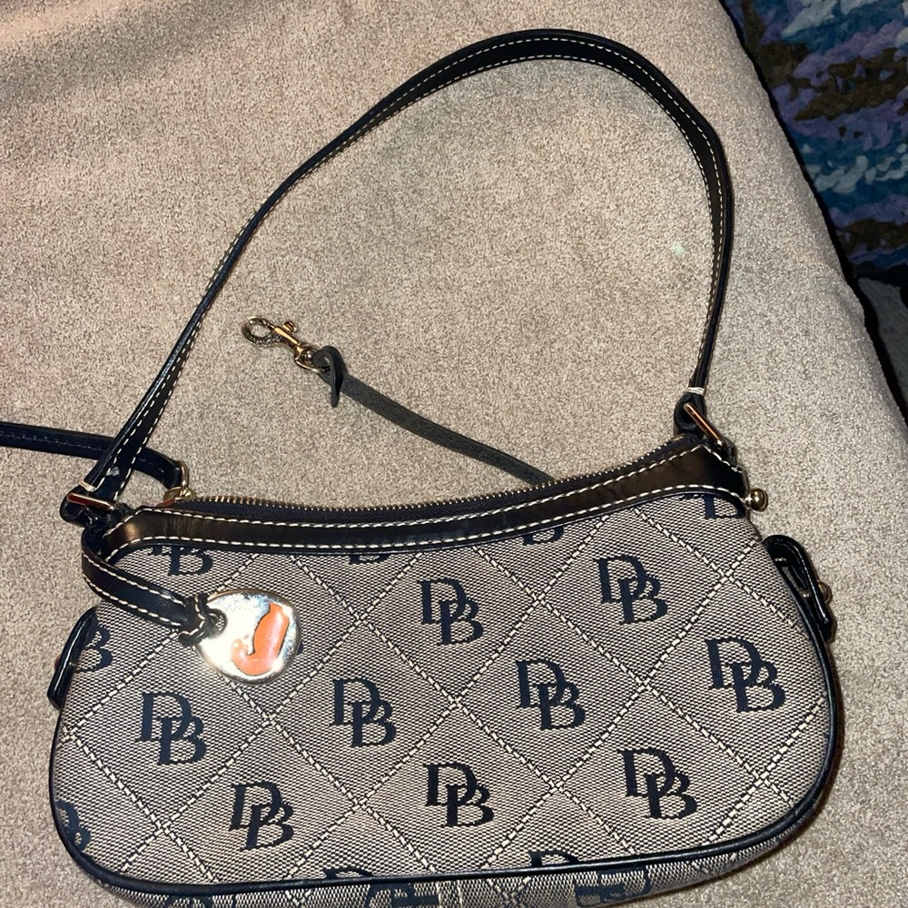 Dooney & Bourke signature jacquard and leather shoulder bag purse